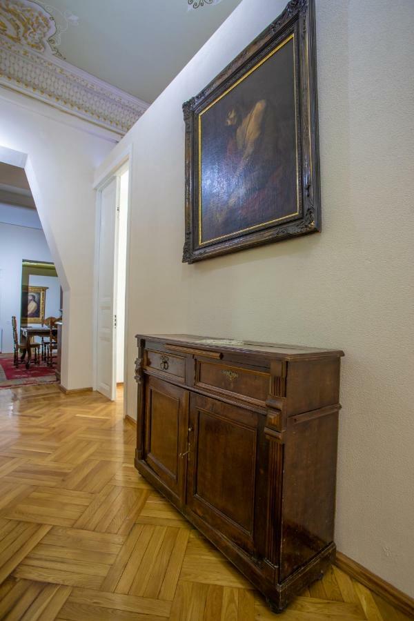 Hotel Veneto คูทายสิ ภายนอก รูปภาพ