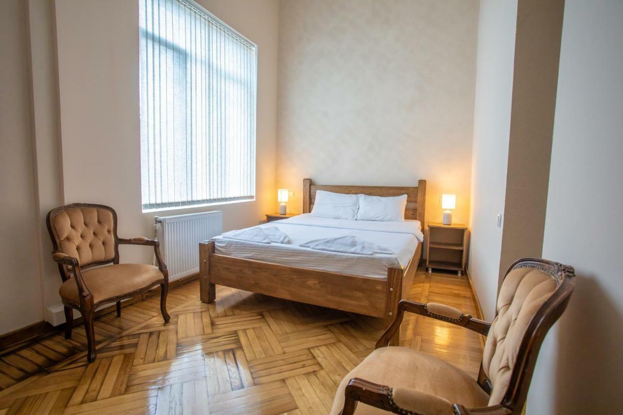 Hotel Veneto คูทายสิ ภายนอก รูปภาพ